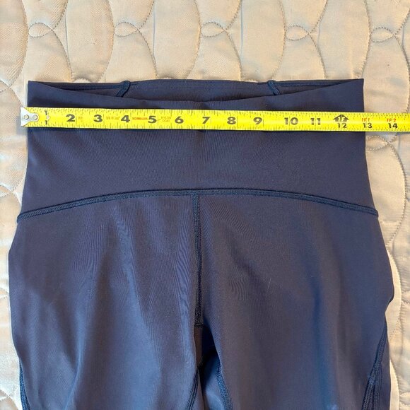 Lululemon Train Times Crop Navy Blue Leggings Women 8 - Picture 5 of 13